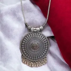 Affordable Oxidised Round Chain Pendant Long Necklace For Girls - VibrantVeils Inc