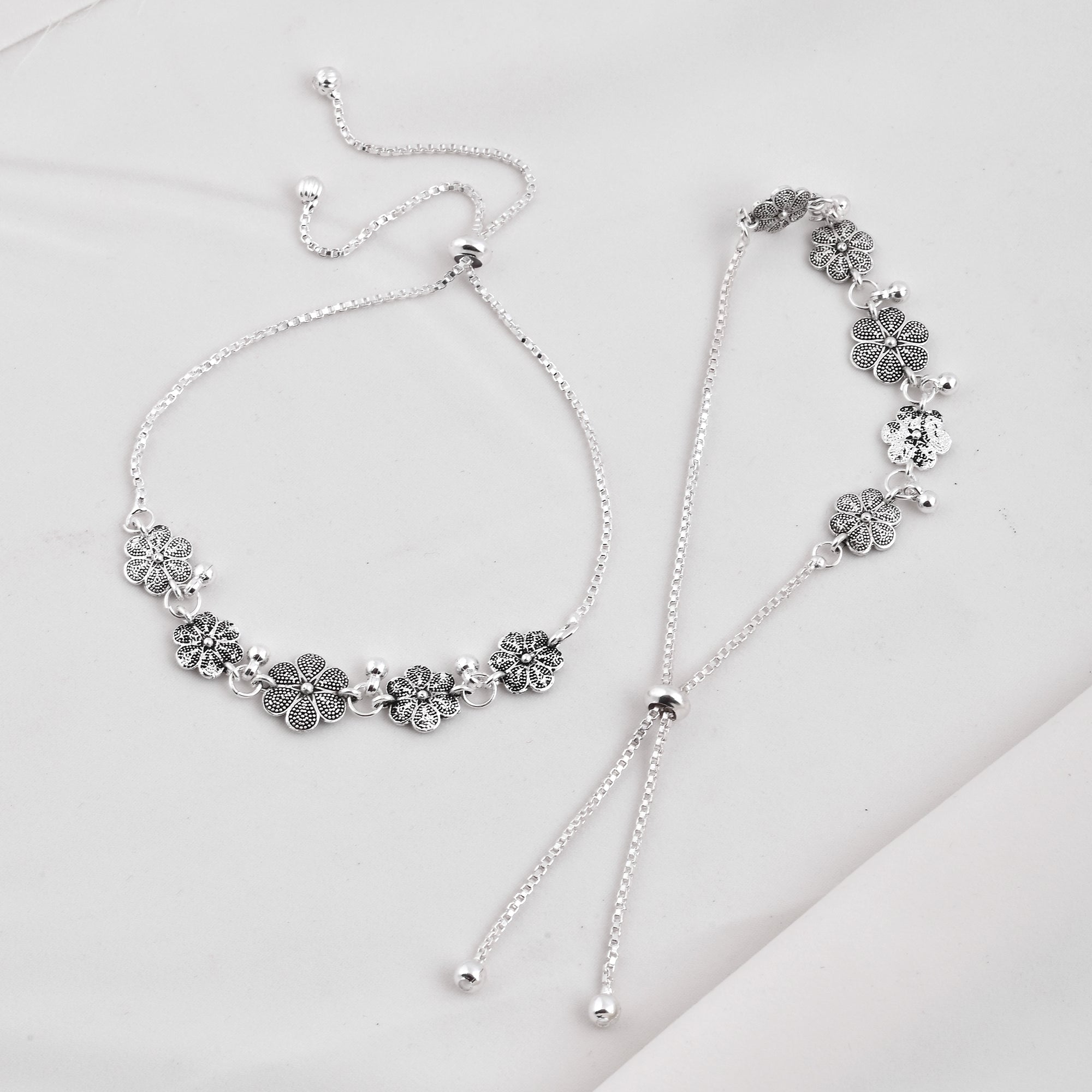 Vibrant Veils Floral Bloom Anklet