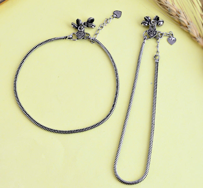 Vibrant Veils Bowknot Sleek Serpent Sterling Bow Anklet