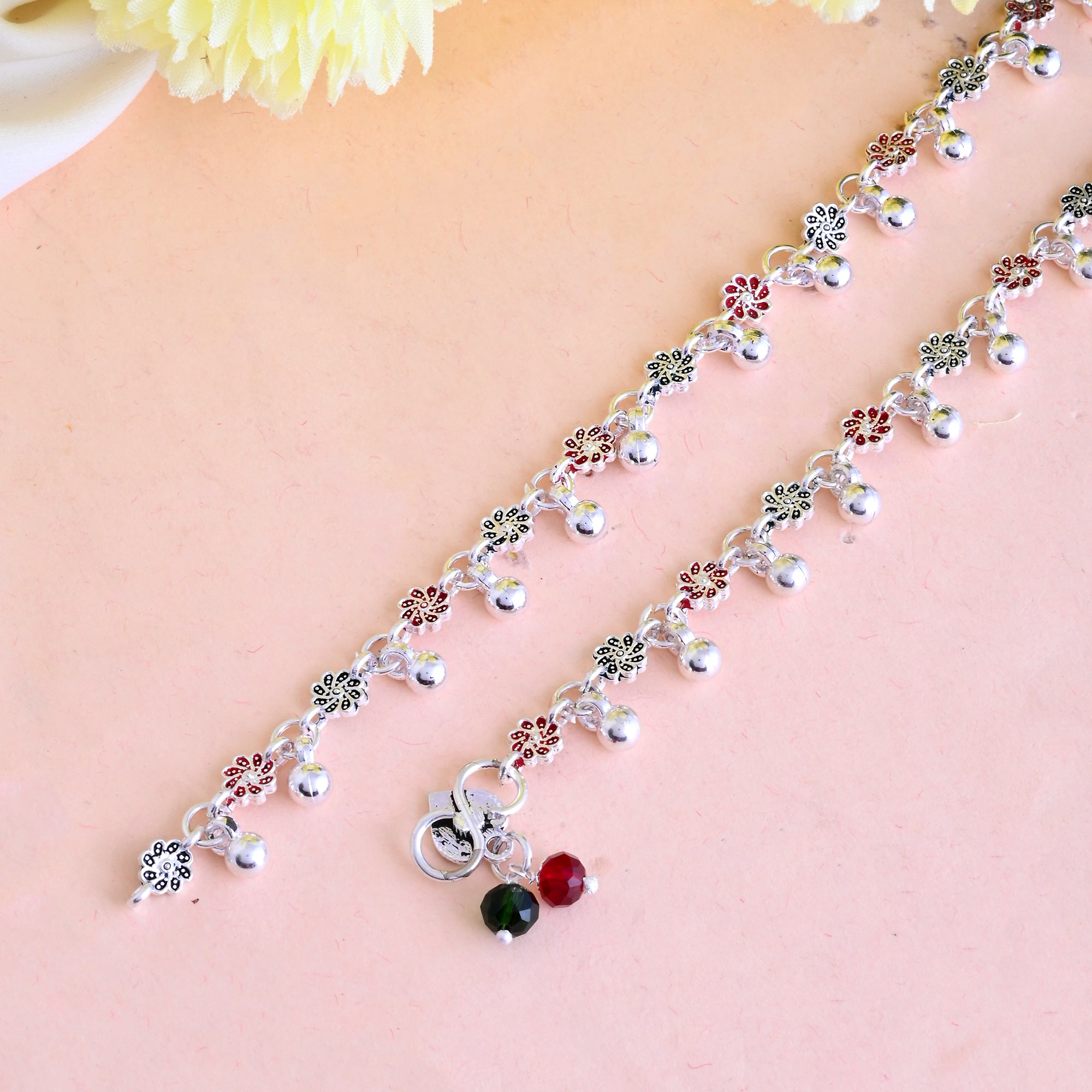 Vibrant Veils Silver Replica Flower Design Anklet