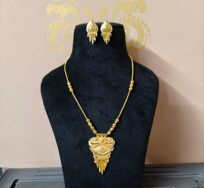 Vibrant Veils Royal MANGALSUTRA Haar