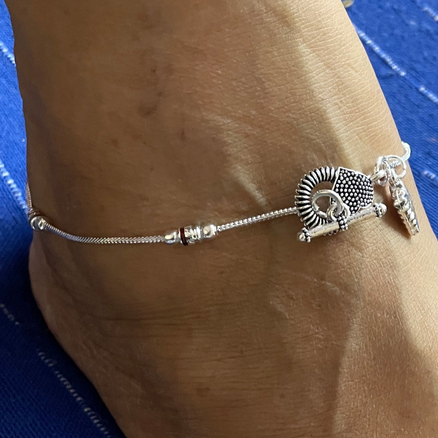 VIBRANT VEILS Oxidised Silver Designer Anklet with Intricate Charm