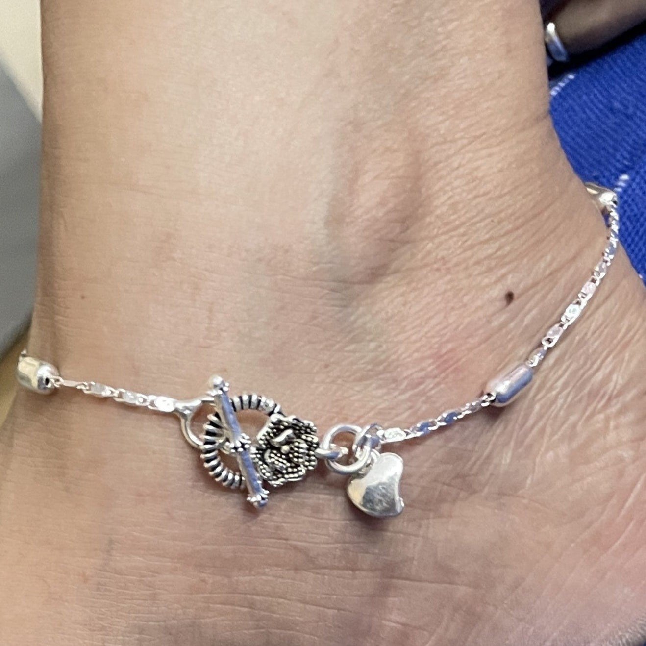 VIBRANT VEILS Whimsical Journey Anklet