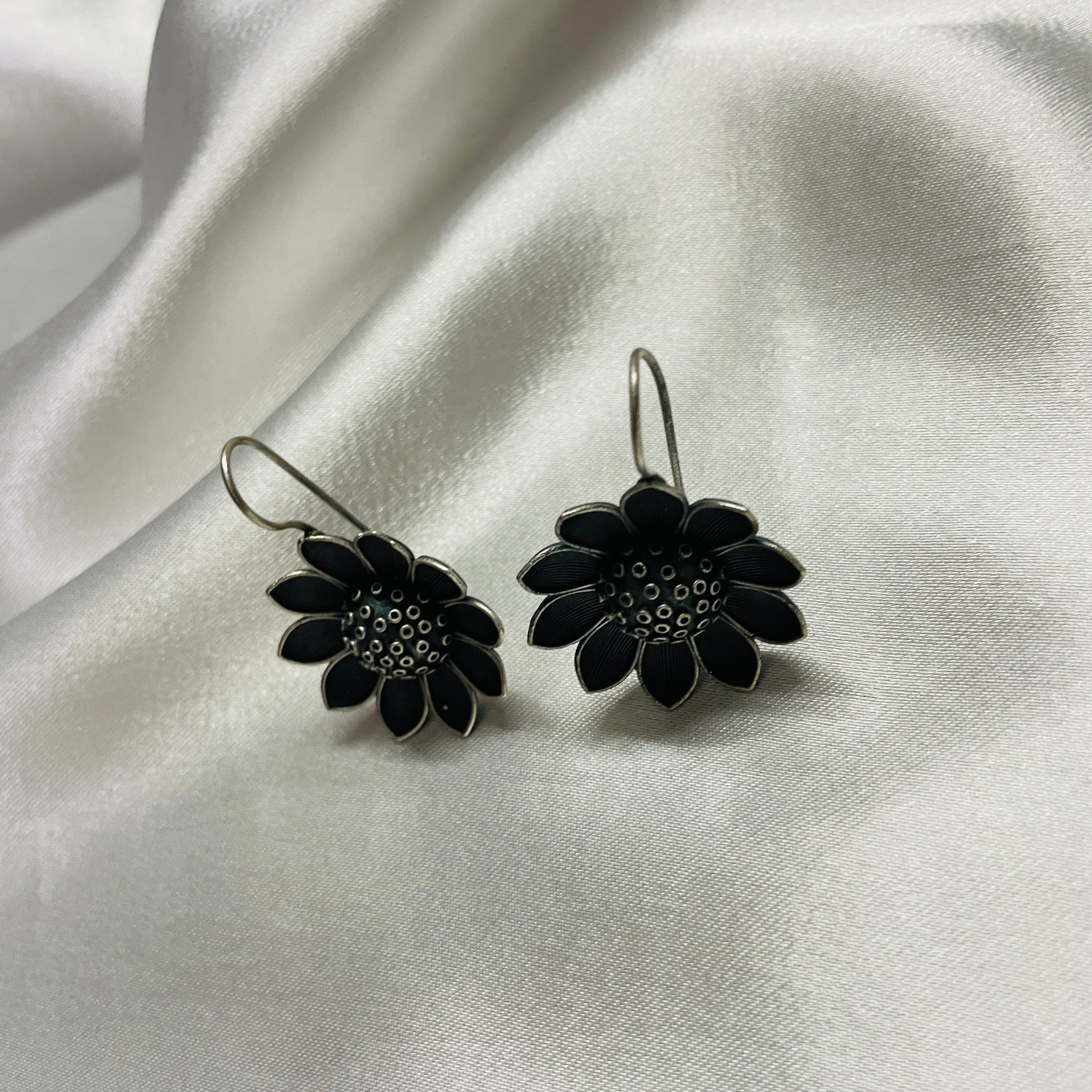 Vibrant Veils Unique Sliver Oxidized Flower Hook Earrings