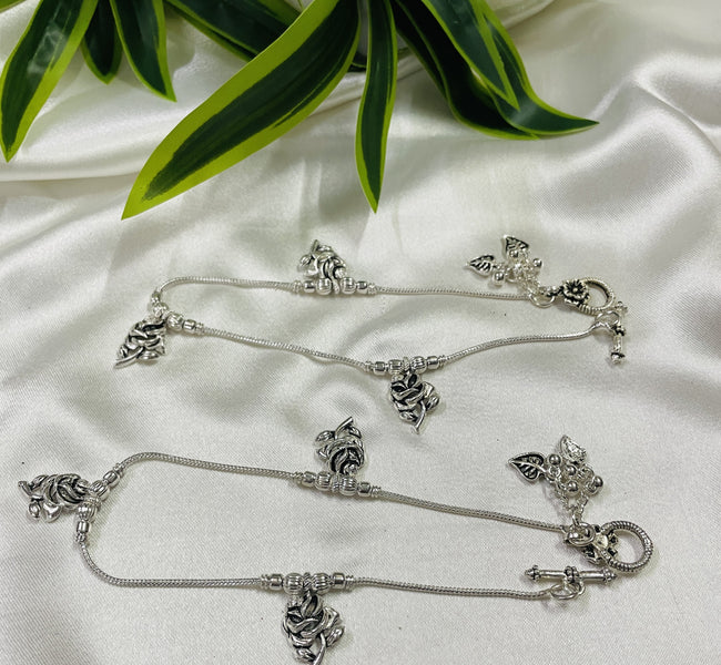 Vibrant Veils Silver Replica Oxidised Floral art Anklets