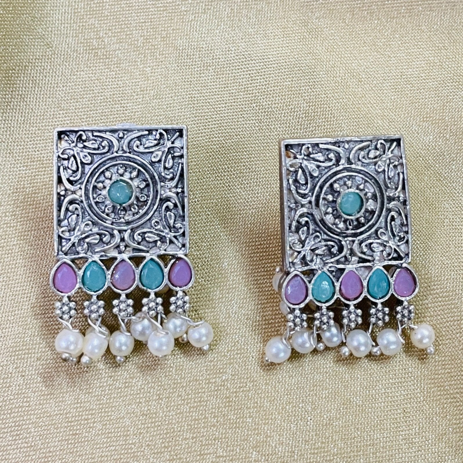 Vibrant Veils Hand Crafted Ractangle earings with Monalisa stones & Pearls