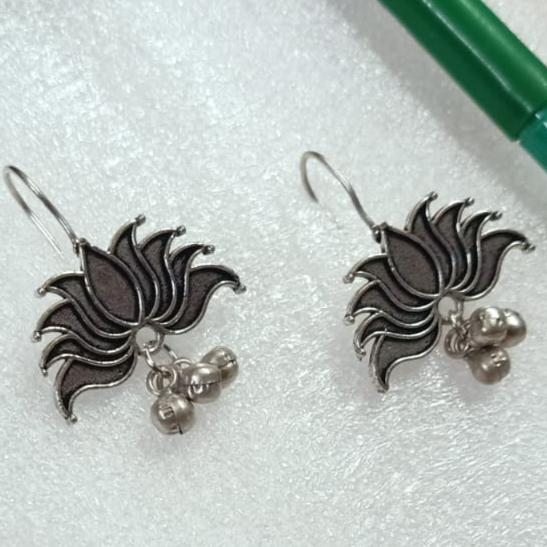 Vibrant Veils Hand Crafted Silver Replica Lotus Earing