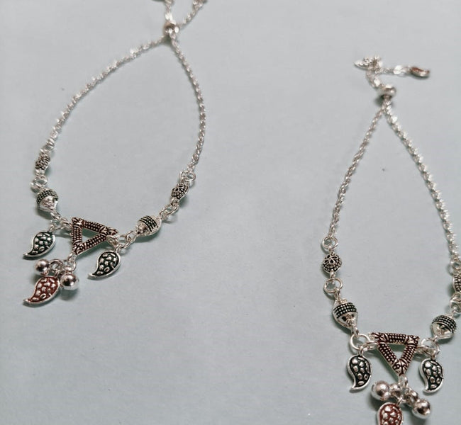 VIBRANT VEILS Bohemian Breeze, Jaipur Jingle, Tribal Triangle Anklets