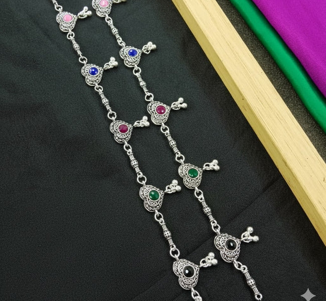 VIBRANT VEILS Multi-Stone Clover Drop Anklets